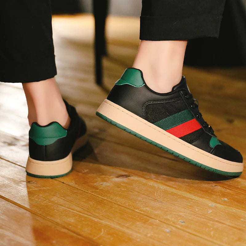 High Quality Fashion Trend Couple Board Shoes New Men Women Anti Slip Odor Proof Sneakers Classic Retro Hot Selling Casual Shoes