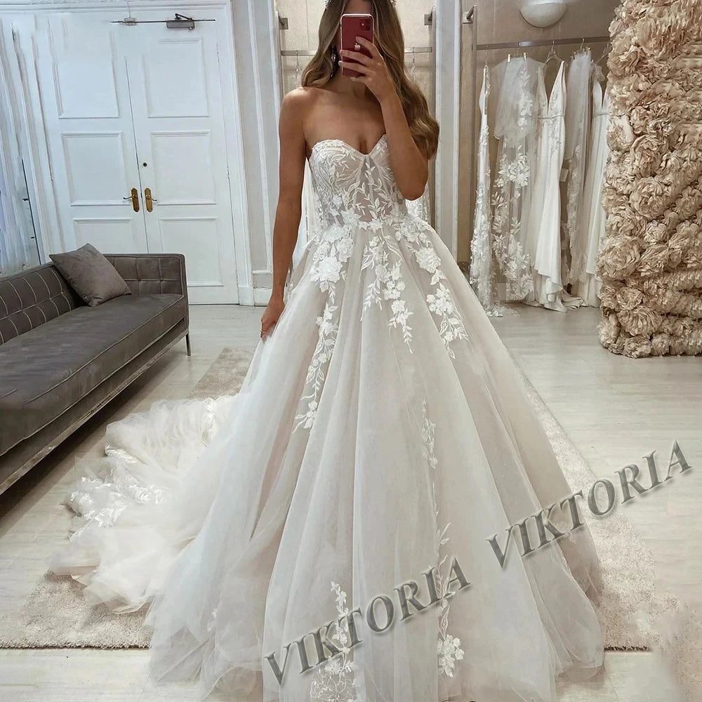 VIKTORIA Fashionable A-line Wedding Dresses for Women Sweetheart Long Sleeves Pleat Appliques Zipper Robe De Soiree De Mariage