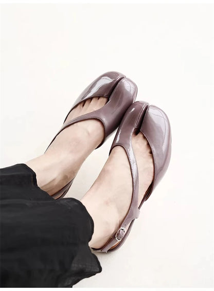 Luxury Tabi Flat Sandals Women Summer Patent Leather Split Toe Slingbacks Ballet Shoes Brand Designer Banquet Wedding Sandalias