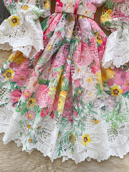 Spring/Summer Retro Single Breasted Mini Dress French Hollow Lace Dress Female Temperament A-line Elegant Shorts Vestidos C18