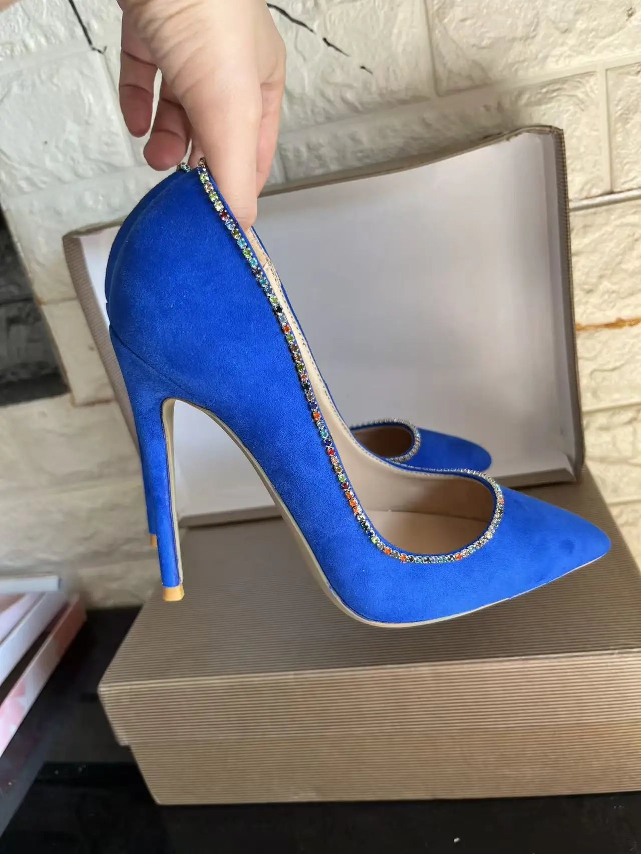New Style Fashion Women Pumps Blues Suede Rhinestone Shallow Mouth High Heels Single Shoes Pointy Toe Stiletto Party Lady Shoes