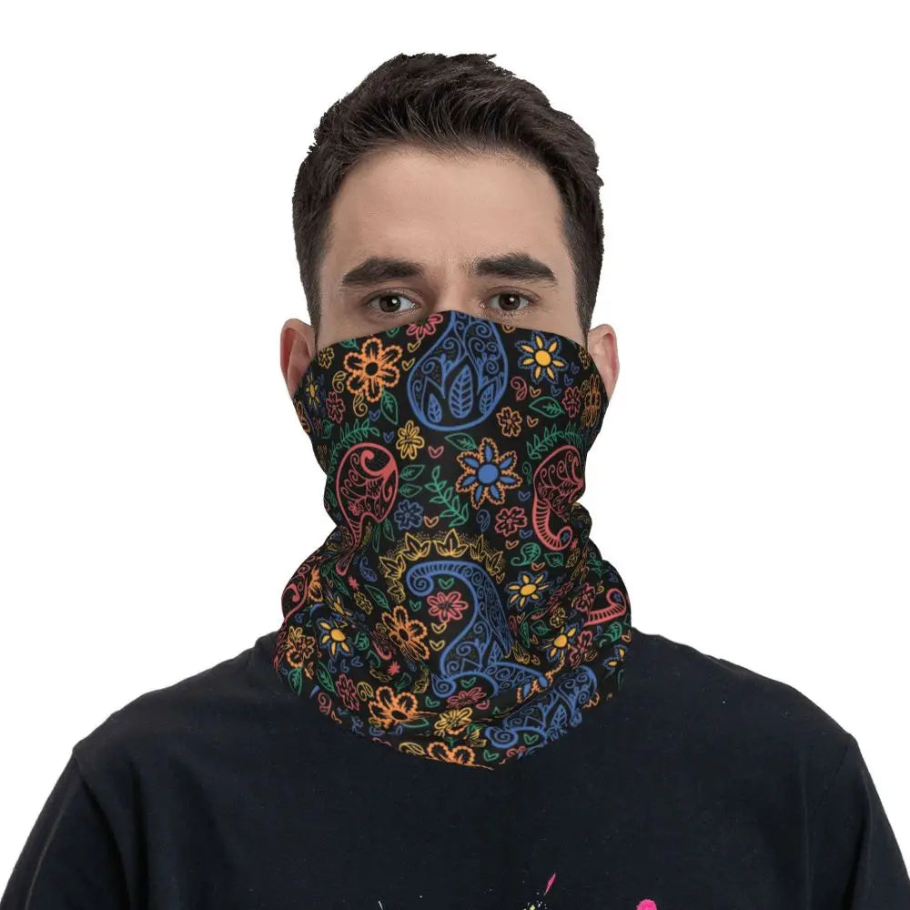 Custom Black Bandana Pattern Bandana Neck Gaiter for Hiking Cycling Women Men Wrap Scarf Paisley Style Headband Warmer