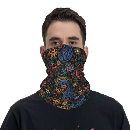 Custom Black Bandana Pattern Bandana Neck Gaiter for Hiking Cycling Women Men Wrap Scarf Paisley Style Headband Warmer