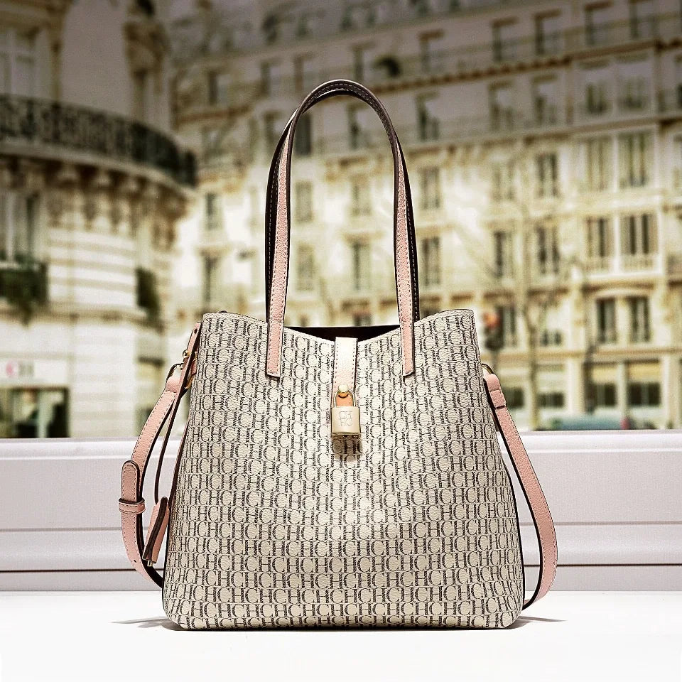 CH Classic Fashion Women's Bucket Bag Good Quality PVC Material Luxury Brand 2025 New Commuter Trend Crossbody Bag