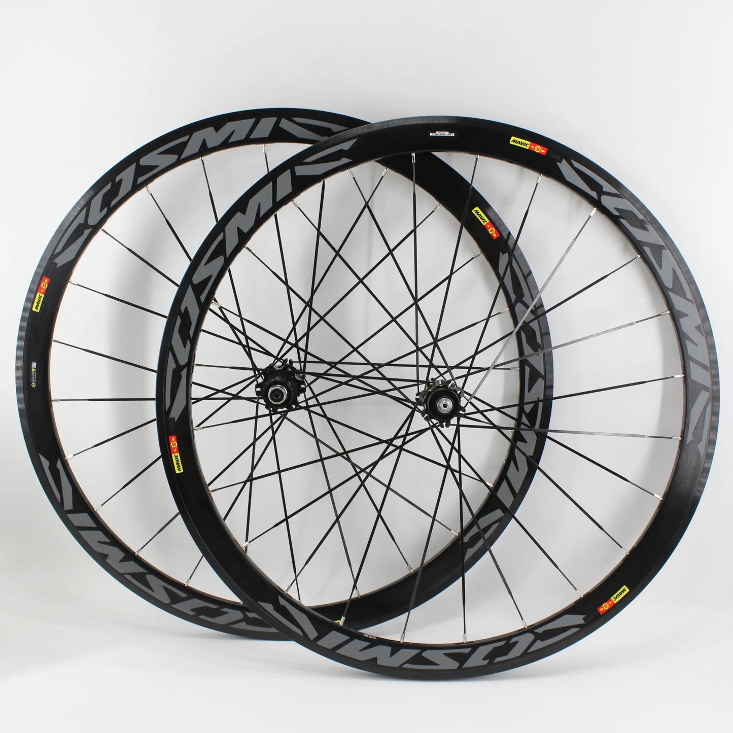 Newest 700C 40mm Road bike 6061 Aluminum alloy bicycle wheelset clincher rim Thru Axle center lock Disc brake hub for 8/9/10/11S