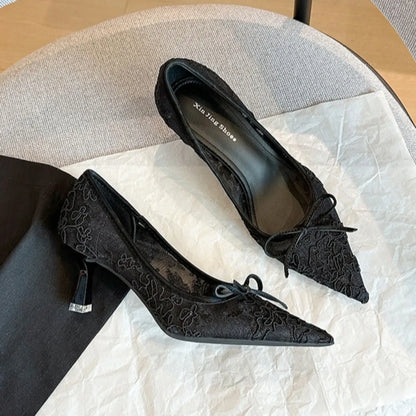 Pumps Women's 2026 Spring New Lace Pointed Bow Mesh Fine Heel Light Mouth Solid Color Temperament Elegant Banquet Women's Shoes