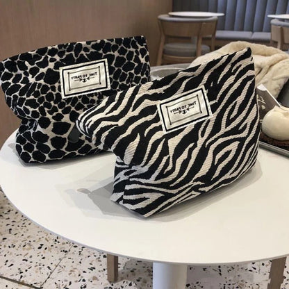Random Zebra-Print Makeup Bag Toiletry Bag Women'S Handbag Clutch Bag Convenient Large Capacity Storage Bag