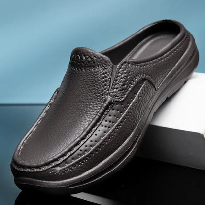 New Fashion Sandals High Quality Slippers Soft Sole Beach Sandals Men Slip On Driving Shoes Chef Shoes Breathable EVA Shoes