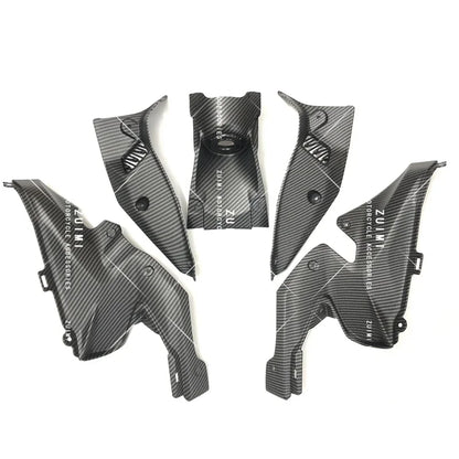 Suitable for carbon fiber Kawasaki Z900 2020-2023 motorcycle key switch cover link plate inner lining plate fairing housing