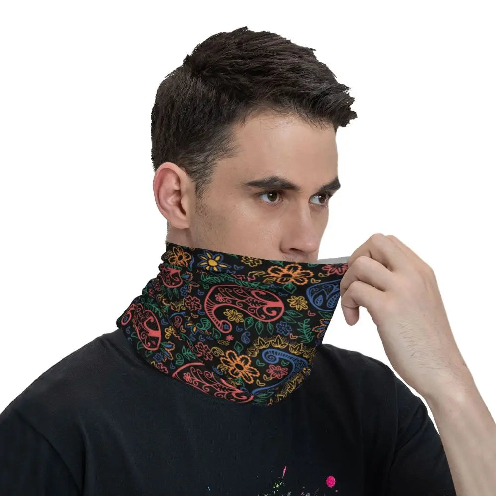 Custom Black Bandana Pattern Bandana Neck Gaiter for Hiking Cycling Women Men Wrap Scarf Paisley Style Headband Warmer