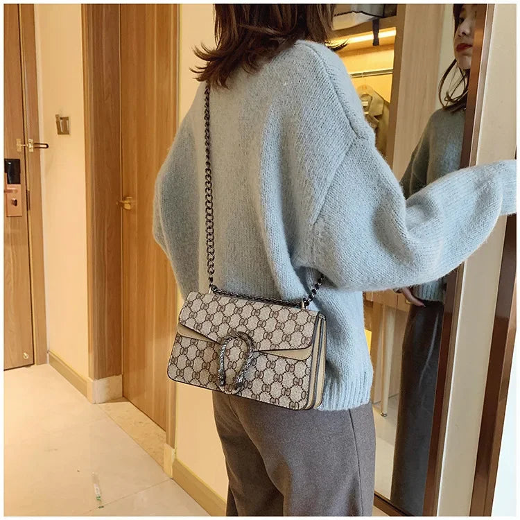 Fashionable Mini Printed Chain Women's Bag Crossbody Shoulder Bag Soft PU Leather Square Shape Bag with Phone Pocket