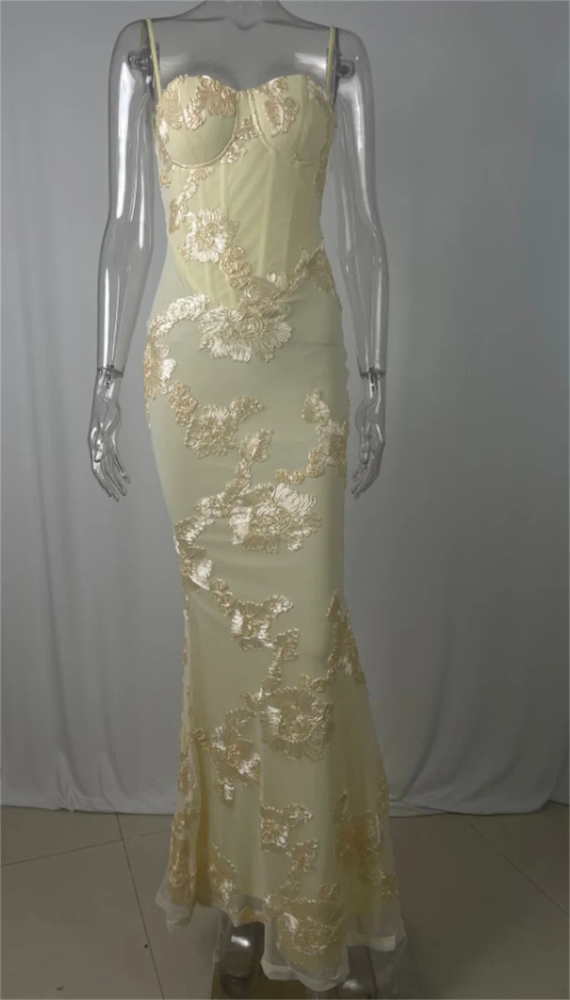 Mozision Spaghetti Strap Backless Sexy Maxi Dress Women Gown Floral Ribbon Applique Sleeveless Bodycon Evening Club Party Dress