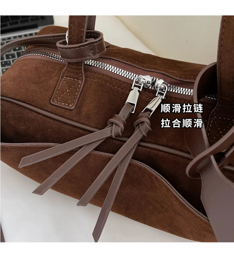 Retro Red Suede Wedding Shoulder Bag Luxury Designer Women Versatile Underarm Bags Elegant Female Large Capacity Handbags