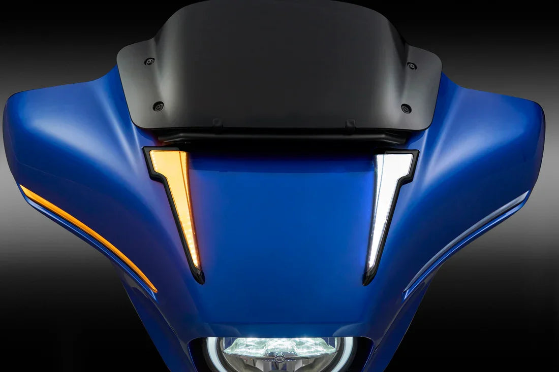 Upgrade Amber LED Front Turn Signal Lights DRL For Harley Touring CVO Street Glide Electra Glide 2023 2024 2025