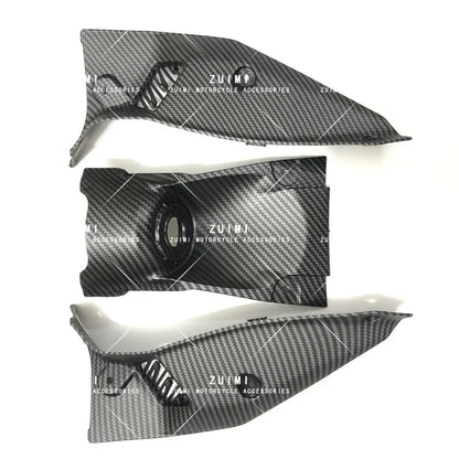 Suitable for carbon fiber Kawasaki Z900 2020-2023 motorcycle key switch cover link plate inner lining plate fairing housing