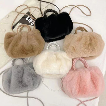 Autumn and Winter Plush Shoulder Crossbody Bag Women's Fashion Pleated Warm Faux Fur Hobos Bag Sweet Small Handbag