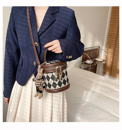 Women's Bag for Women Fashion Luxury Designer Zipper Small Handbags For Women Leather Bucket Shoulder Bag 2023 New Trend Pendant