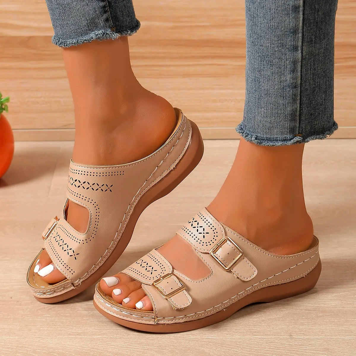 2025 Summer Fashion Women Wedge Slippers Premium Orthopedic Open Toe Shoes for Women Anti-slip Platform Retro Slippers Female