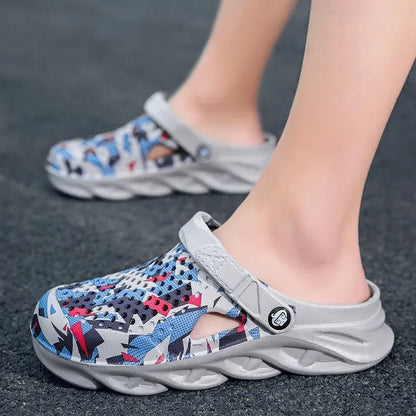 Flat Sandals Men Shoes EVA Slippers Garden Platform Sandals Man Summer Sandals New Male Sneakers Outdoor Flip Flops Home Clogs