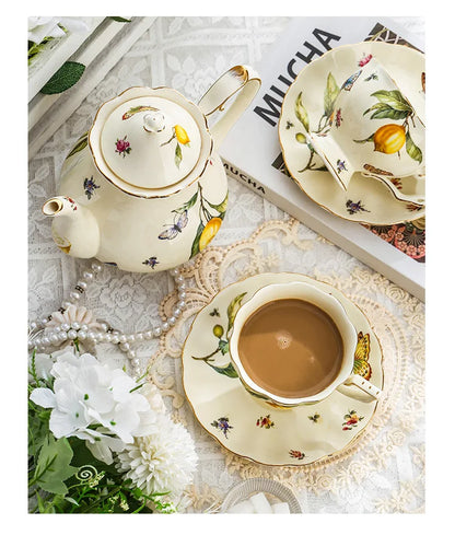 Vintage Lemon Teapot Coffee Cup and Saucer Set Beautiful Coffee Mug Modern Set Tania Bulhoes Luxury Design Cup