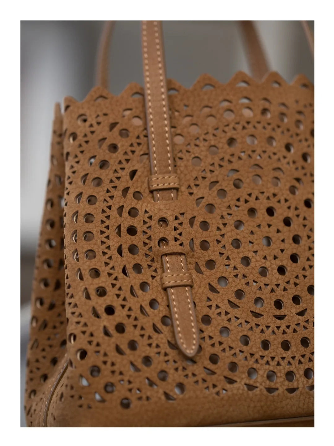New Advanced Leather Tote Shopping Bag Wave Hollow out Basket Retro Suede Single Shoulder Slant Cross Mother Baby Bag