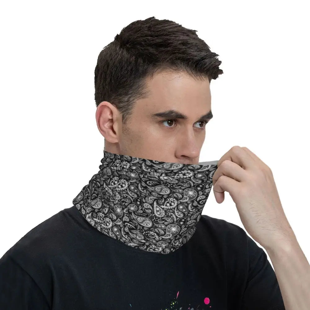 Custom Black Bandana Pattern Bandana Neck Gaiter for Hiking Cycling Women Men Wrap Scarf Paisley Style Headband Warmer