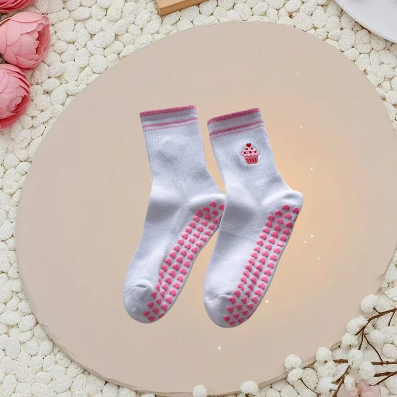 European sizes 36-43, 1 Pair of Heart-Shaped Lace Embroidered Yoga Socks, Mid-Calf Length, for Women