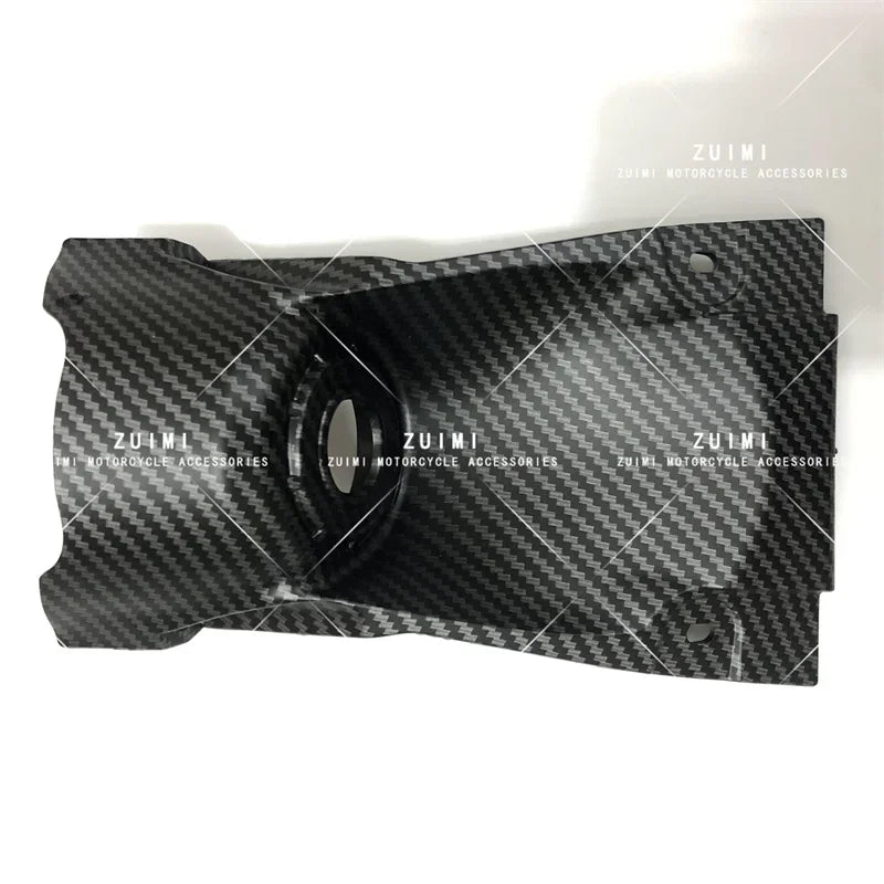 Suitable for carbon fiber Kawasaki Z900 2020-2023 motorcycle key switch cover link plate inner lining plate fairing housing