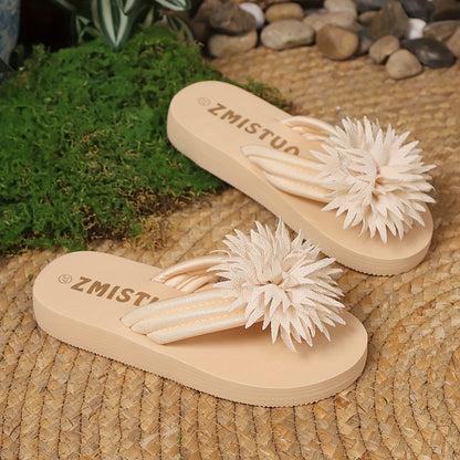 Women'S Plus-Size Floral Slip-Ons - Breathable Fabric with a Pink Flower Design, Comfortable Flat Soles Suitable for Indoor And Outdoor Walking, Home, And Casual Wear.