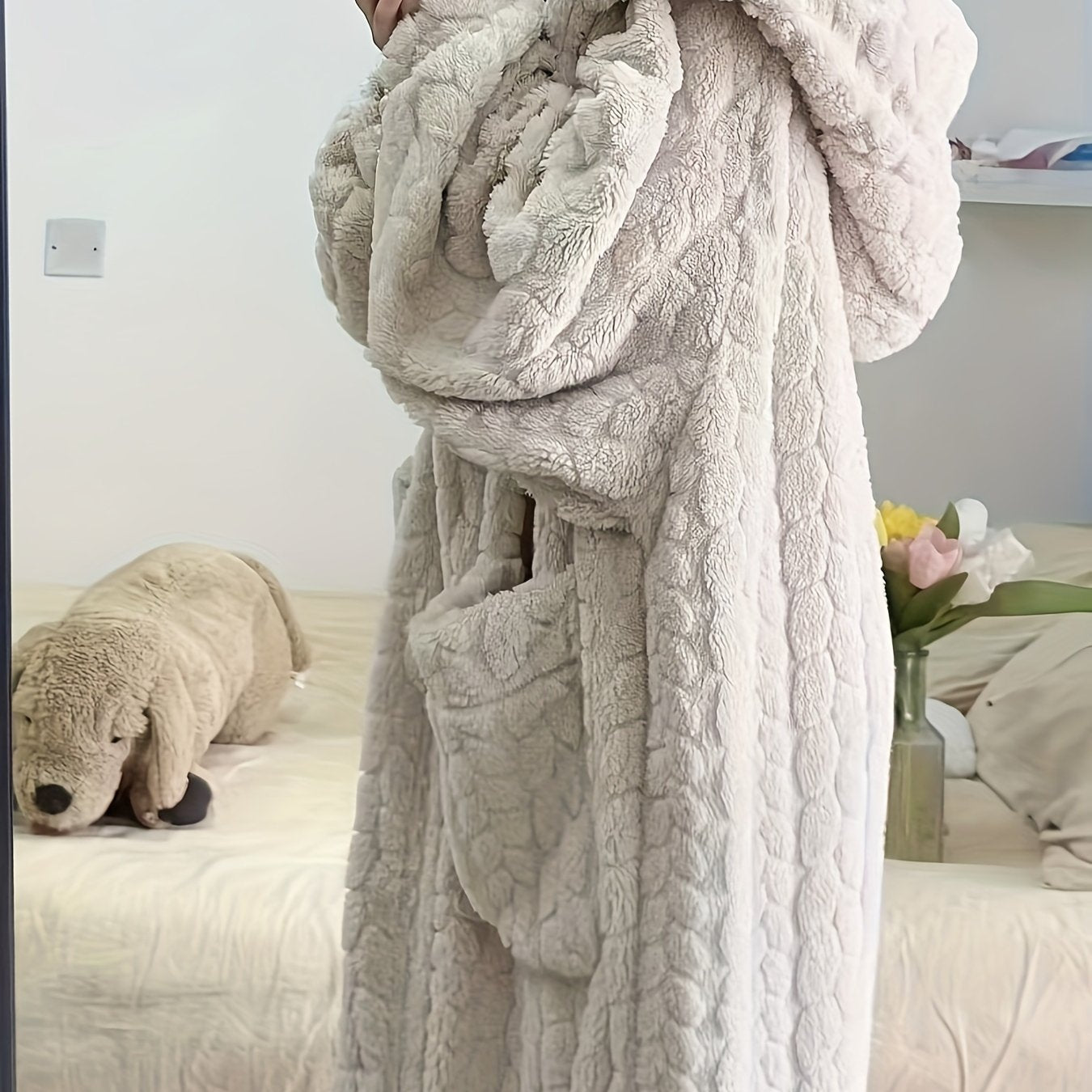 Women's Thickened Winter Pajamas & Sleep Dress - Hooded Button-Front Nightgown with Pockets, Solid Color Jacquard Long Sleeve Nightwear Suitable for Autumn, Winter & Year-Round Use