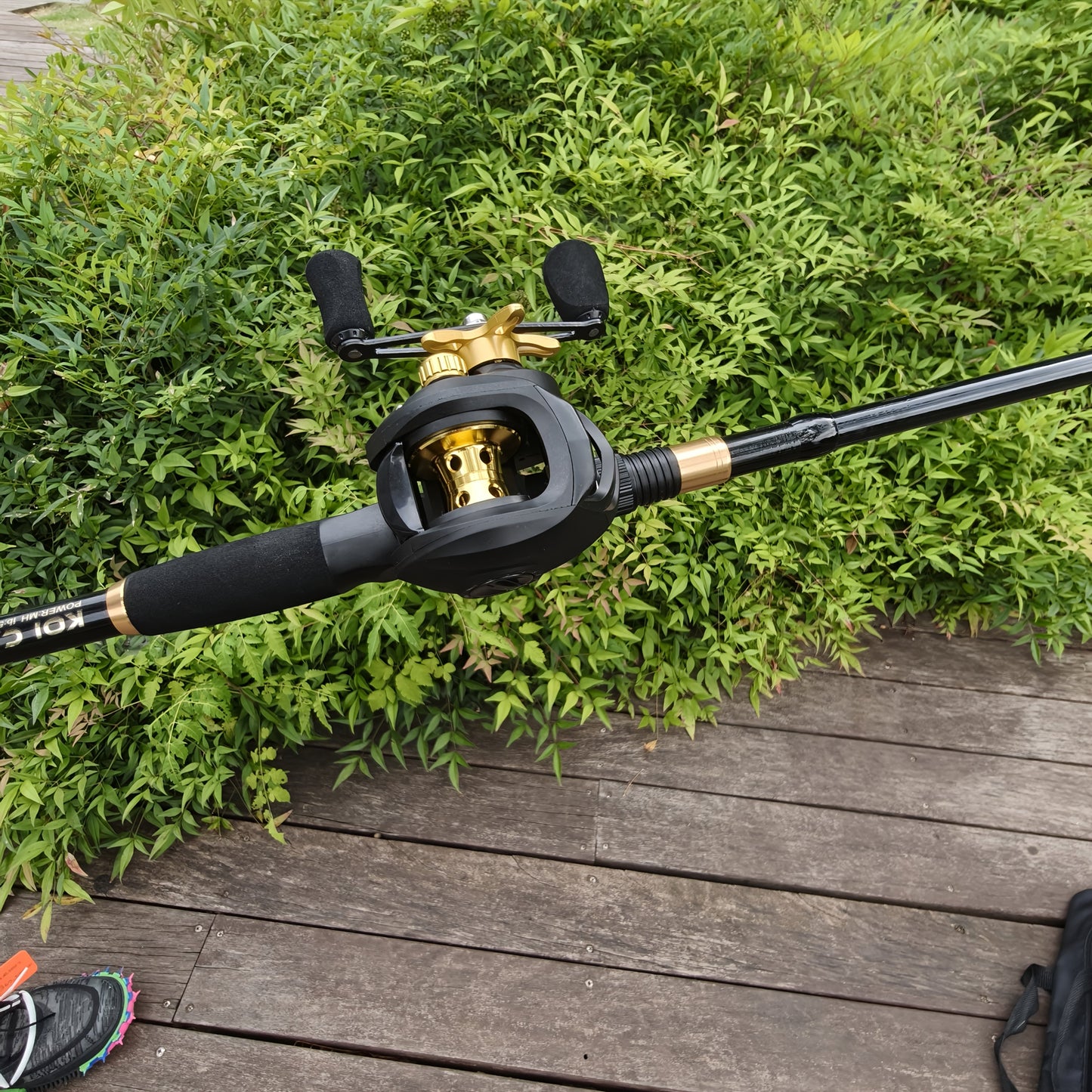 Portable Fishing Rod Kit- Casting Telescopic Fishing Rod, Metal Spool 7.2:1 Speed Ratio Baitcasting Reel, Fishing Tackle Bag, 3937.01inch Green Nylon Line, A Box Of Lure Hooks Accessories. Suitable for Outdoor Fishing Freshwa