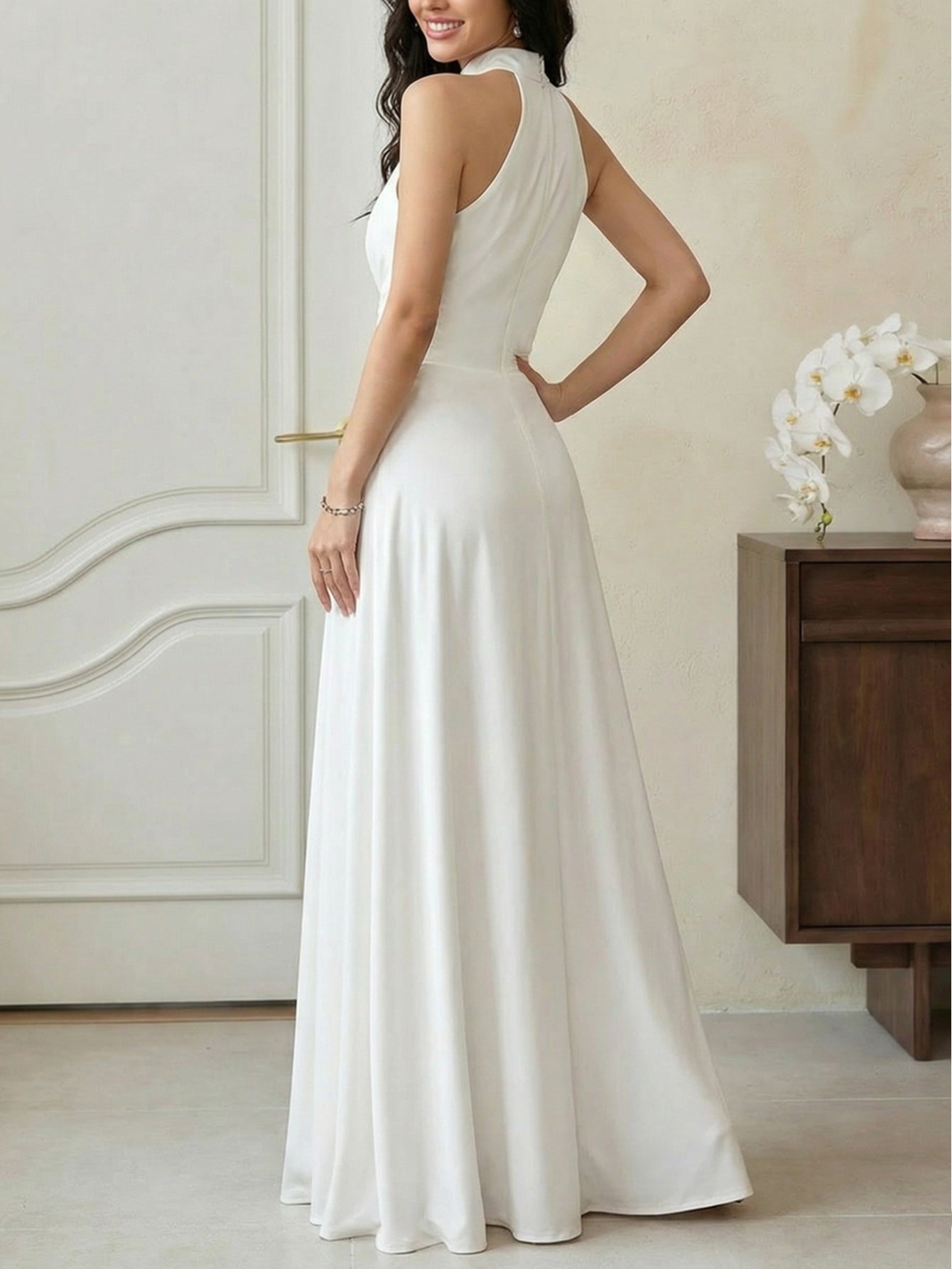 Women'S Spring And Summer Halter Neck, Stand Collar, Waist-Fitted Long Dress | Elegant Solid Color, Suitable For Evening Parties And Upscale Social Events