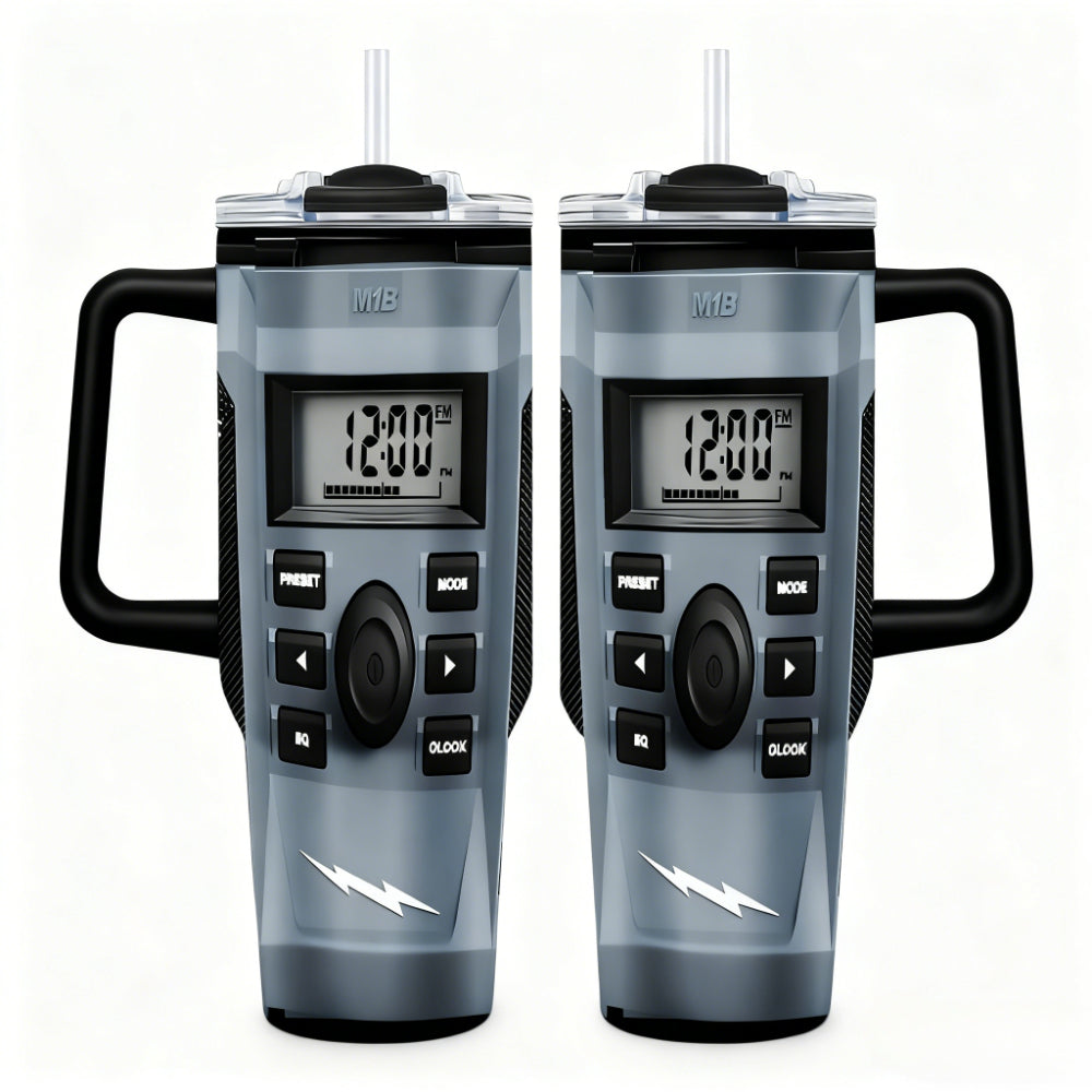 40Oz Radio Car Cup in Grey Style - A One-Of-A-Kind Drinking Tool! It Includes a Radio/Clock Display, a Robust Handle, And a Sipping Lid. Perfect for Radio Fans And Collectors. The Double-Layer Insulation Keeps Drinks Hot Or C