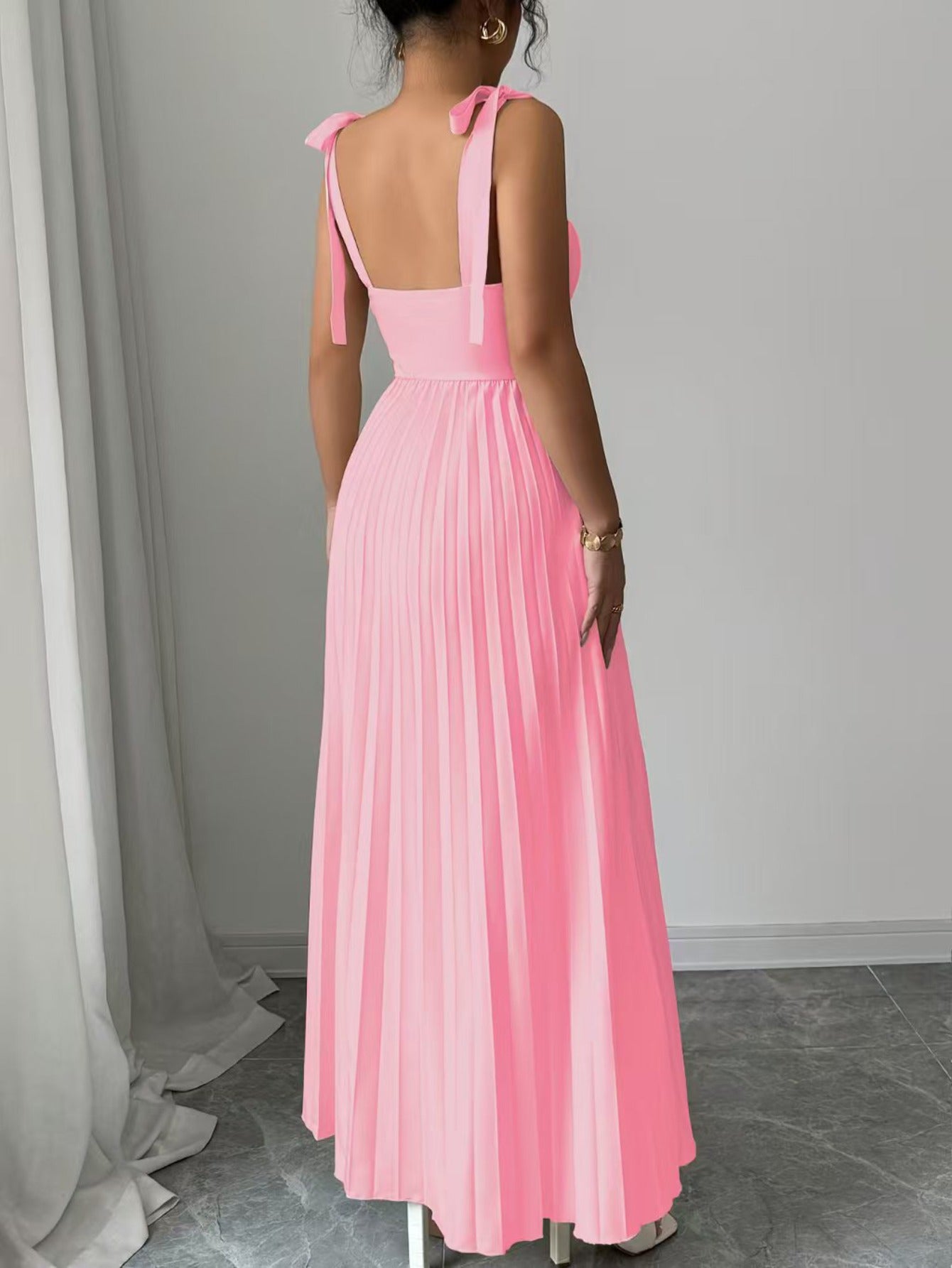 Plus Size - Plus-Size Women'S Elegant Halter Neck A-Line Dress with Bow Accent & Pleated Skirt - Vibrant Pink Floor-Length Formal Party Wedding Guest Dress, Round Neck Long Sleeve Spring/Autumn Evening Gown, Structured Fit fo