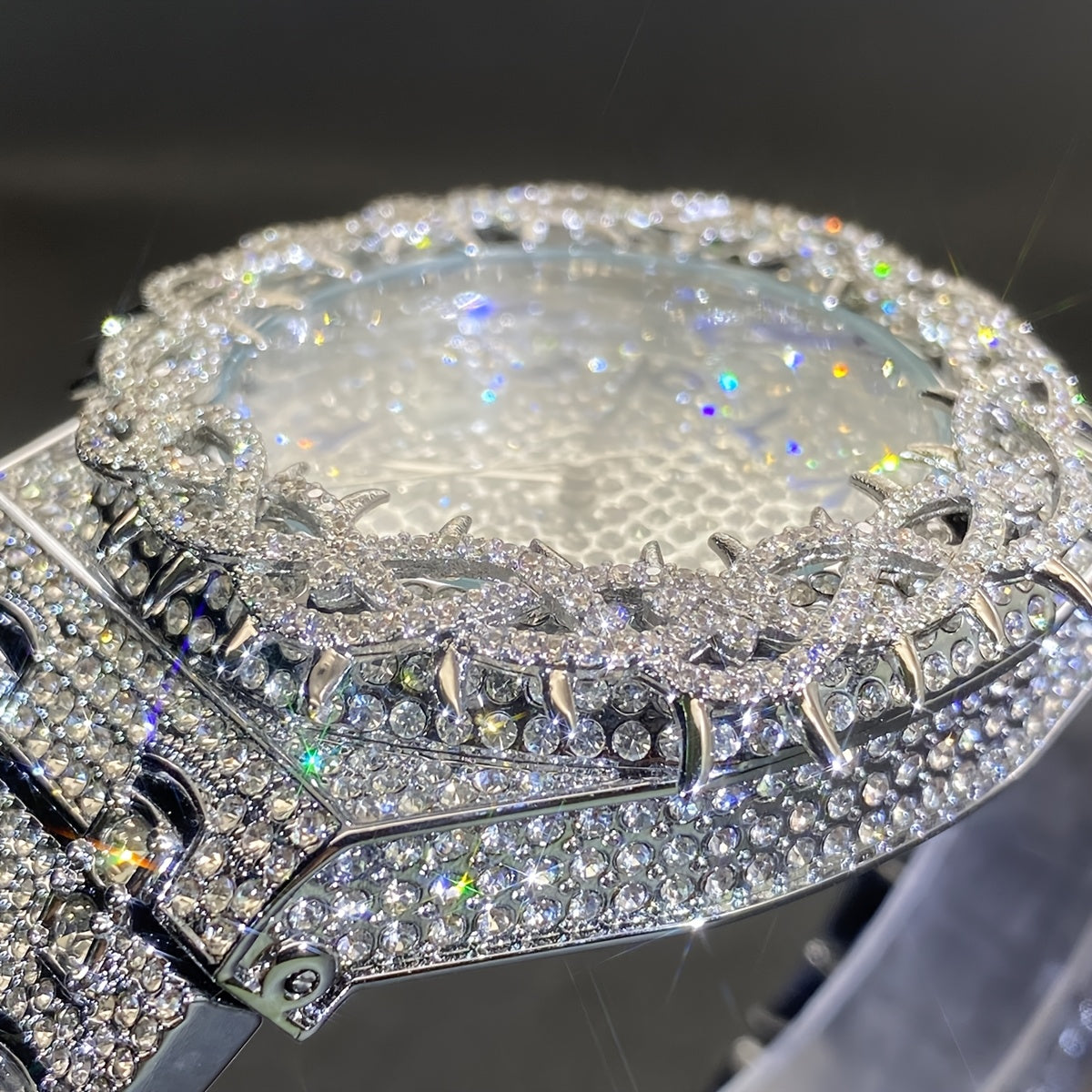 Men'S & Women'S Luxury Rhinestone-Encrusted Large Square Face Watch - Sparkling Mesh Inlaid Dial, High Quality Quartz Movement, Alloy Band with -Accented Bezel - Unisex Party & Everyday Watch for Men & Women, Statement Jewelr