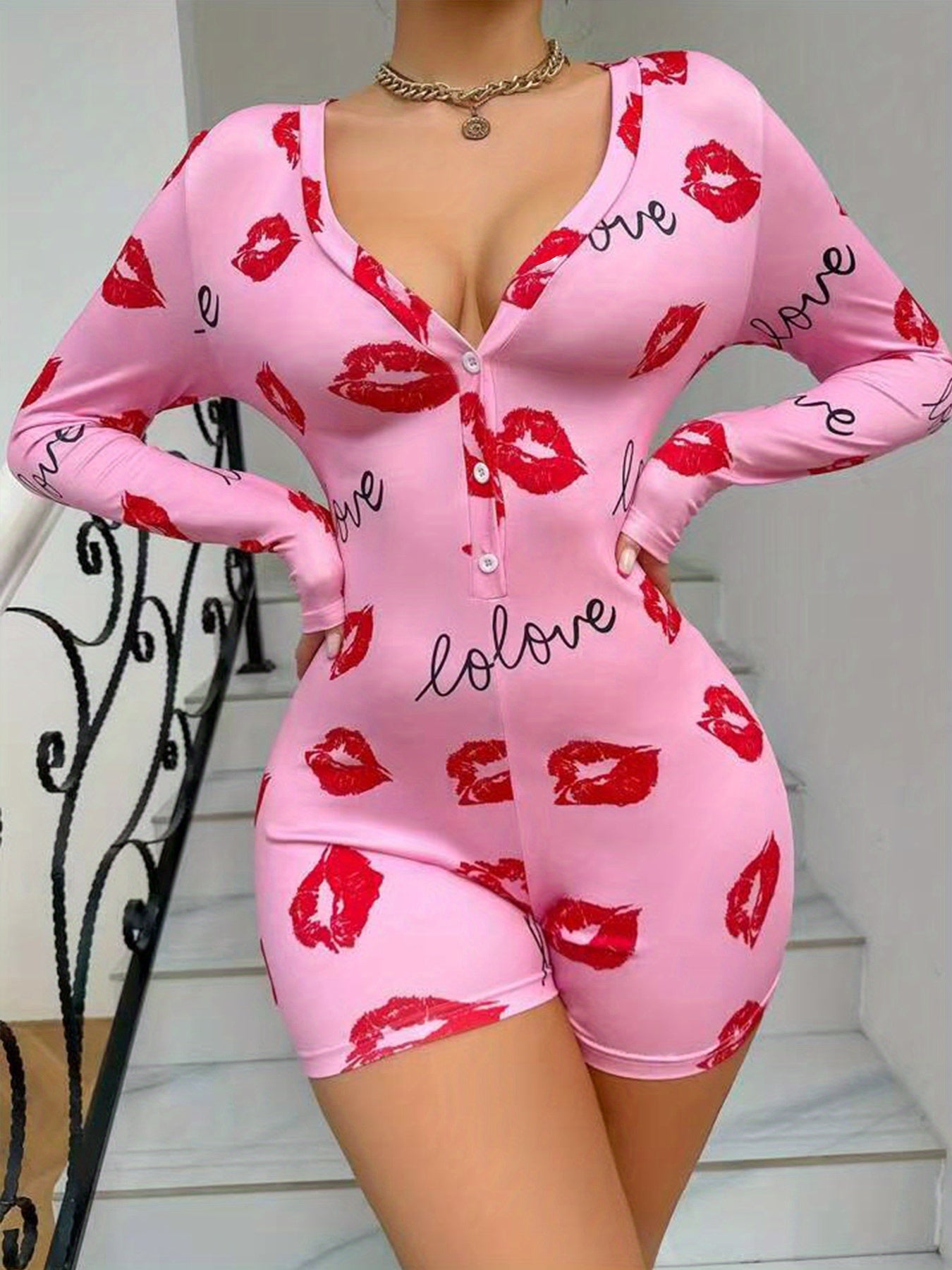 Women'S Sexy Long Sleeve Heart Lips Print Nightgown - Pink & Red Lips Design, V-Neck, Button-Front Closure, Stretchy Fabric, Spring/Fall Sleepwear