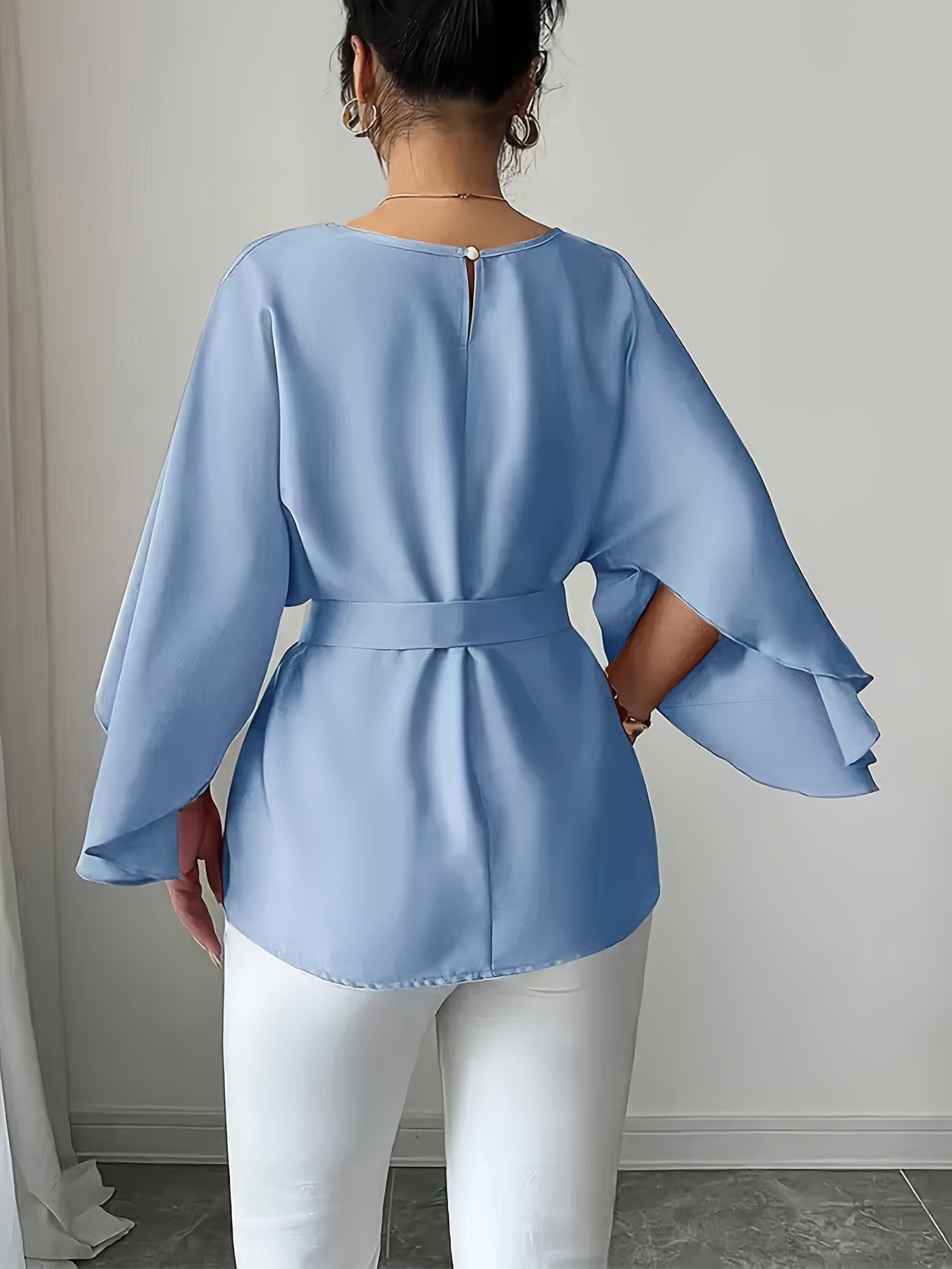 Women'S Elegant Three-Quarter Sleeve T-Shirt - Loose Fit Blouse with Waist Belt, Non-Transparent Fall/Winter Top for Everyday & Formal Outfits - Office, Party, Casual Chic Wardrobe Essential, Ladies T Shirts, Office Attire, S