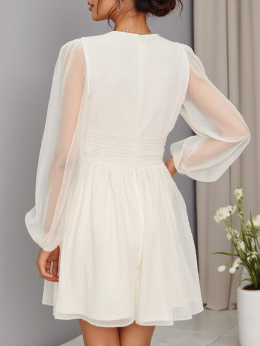 Women's White Mesh Formal Gown - A-Line Dress with Bubble Sleeve & Square Neck - Fitted Waist-Cinching Short Party Dress - Short Train-like for Weddings, Prom, Dates - Breathable Semi-Sheer (Machine Washable)