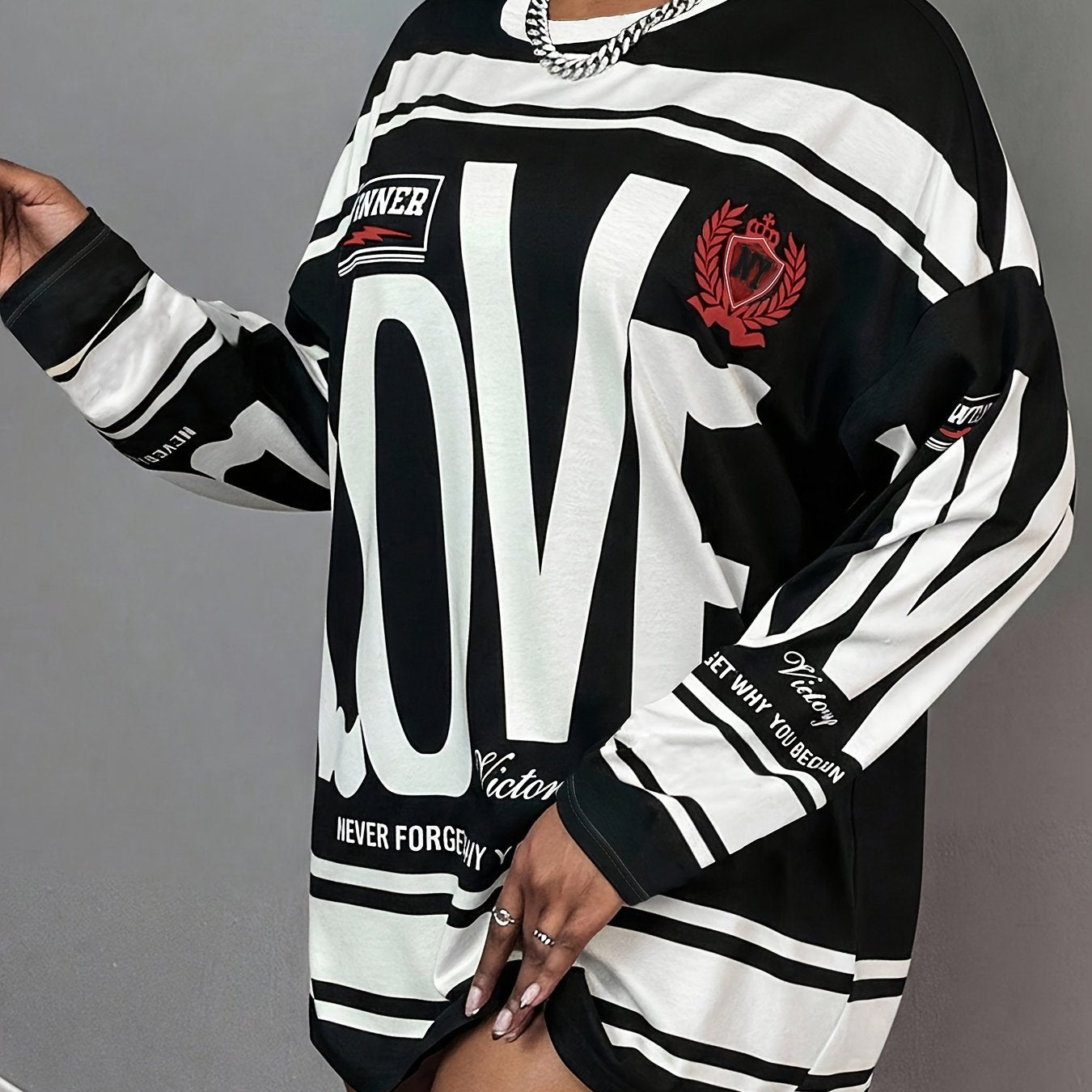 Plus Size - This Plus-Size Women'S American Street Style Long-Sleeve Top Features a Large 'LOVE' Letter Print That Is Eye-Catching. with Text And Stripe Elements, It Exudes a Strong Sense of Fashion. The Loose Fit Is Friendly