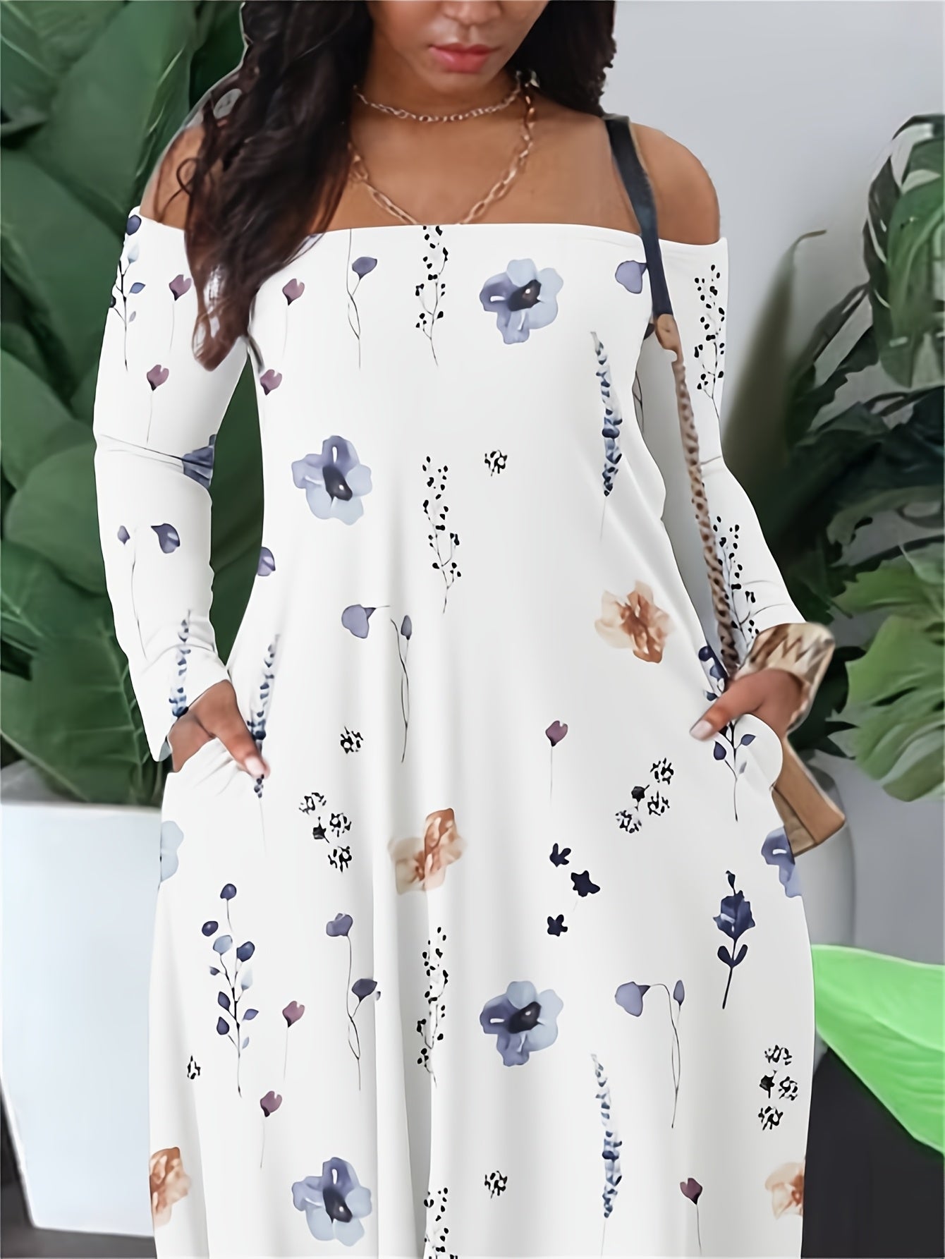Plus Size, Women's Plus Size Floral maxi dress - Off-Shoulder long gown with side pockets, Flowy party & Everyday dress in Navy/Beige/White/Gray/Black/Blue/, Hand Washable Formal & Casual Outfit