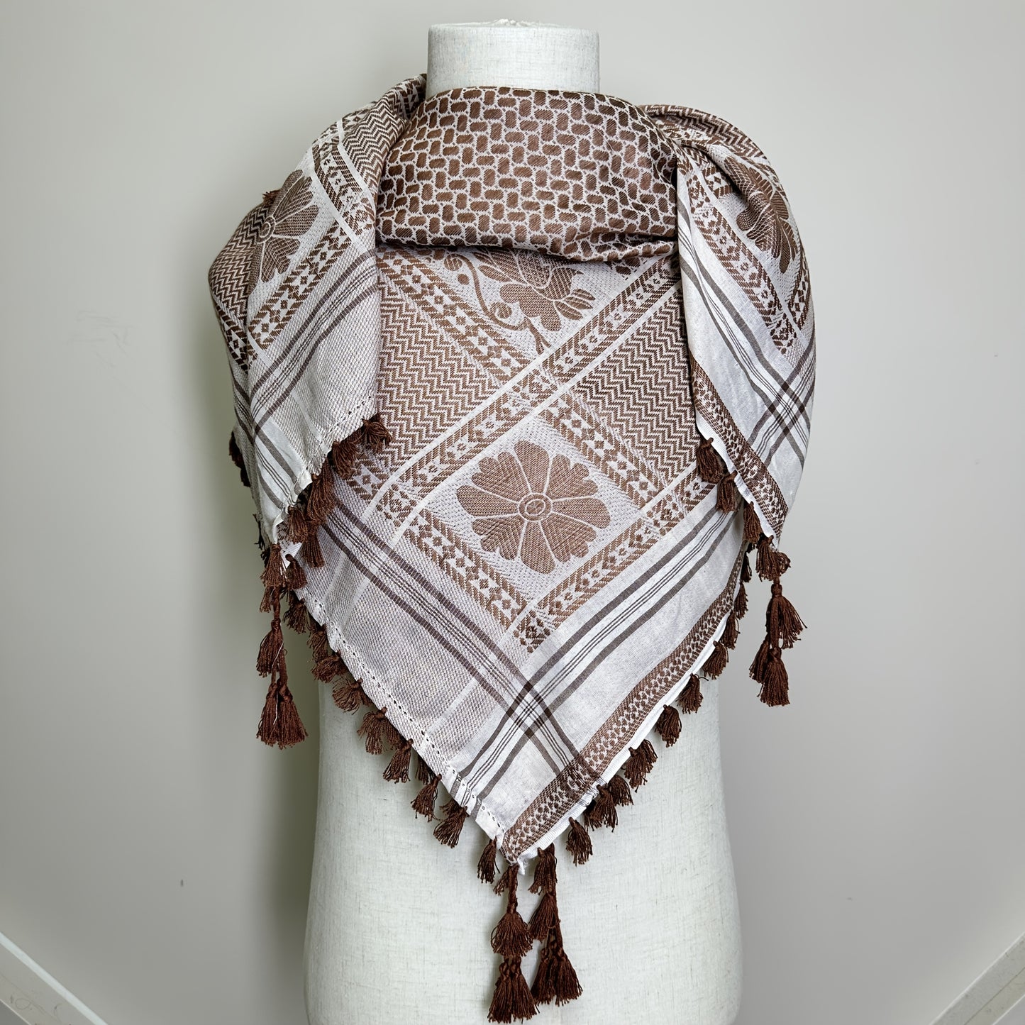 1pc Elegant Jacquard Headscarf & Square Scarf - Soft Breathable All-Season Muslim Headwear, Unisex for Men & Women - Wedding, Everyday, Formal Events Accessory - Luxury Fabric, Hijab Scarf, Decorative Tassels, Luxurious Comfo