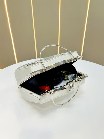 Elegant Rhinestone-Embellished Evening Handbag with Detachable Strap - Chic White Polyester Clutch for Parties, Weddings, and Special Occasions, Perfect Gift for Her, Party Accessory, Luxurious Appearance, Sparkling Embellish