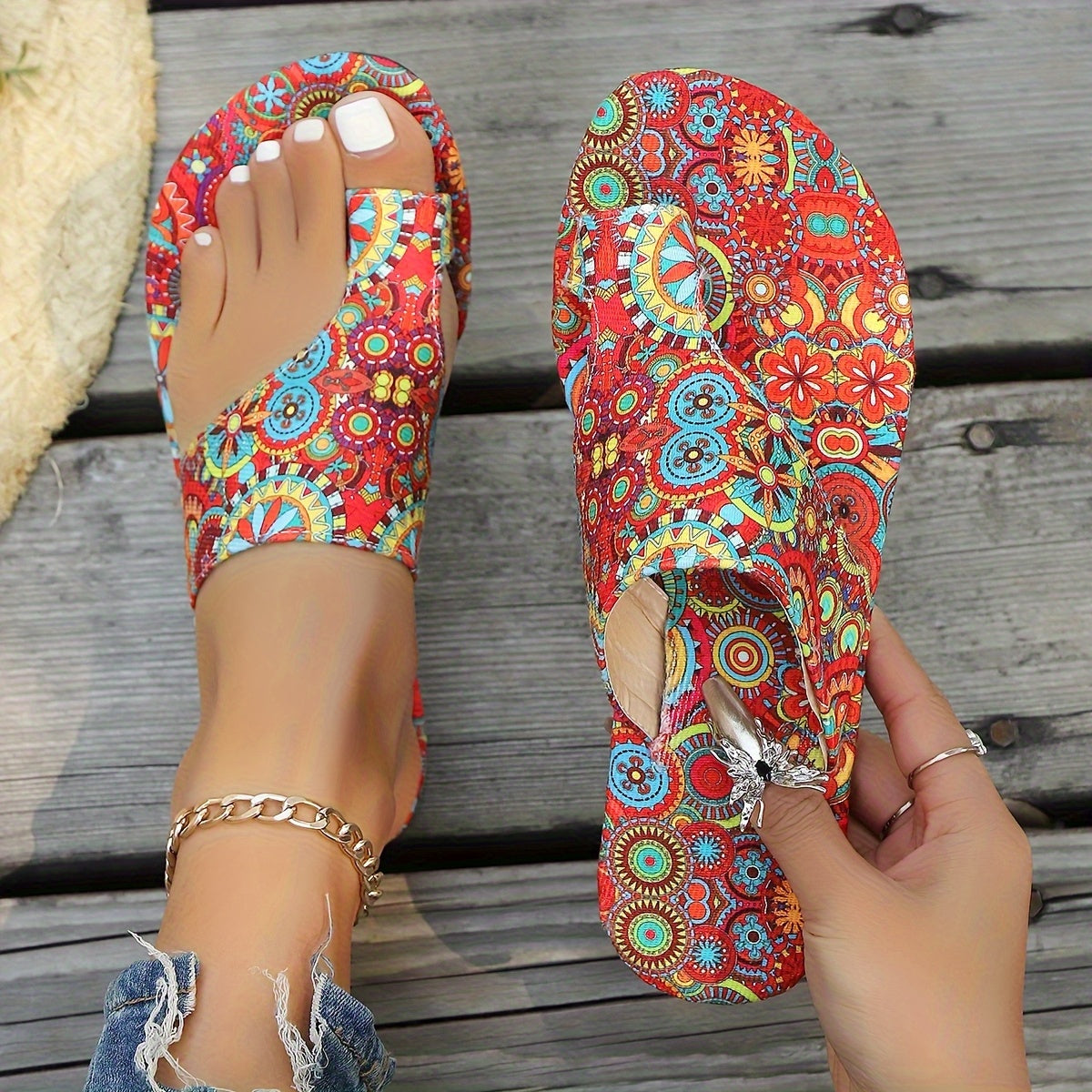 Women's Bohemian Floral Slide Sandals - Slip-On Open Toe Summer Shoes with Pink, Lightweight Flat Sandals for Beach, Casual Outfits - Easy Slip Closure & Non-Slip PU Sole, Beach Footwear