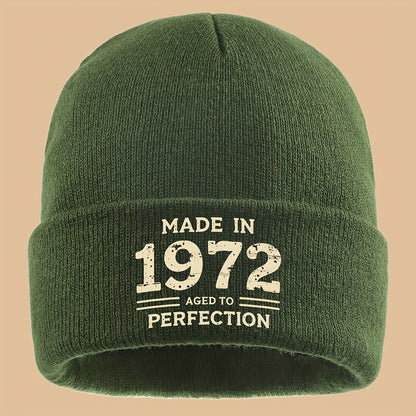 Men Women Loose Comfortable Solid Color Slouchie - 1pc "MADE IN 1972 AGED to PERFECTION" Print Beanie - Street Trendy Skull Cap for Autumn and Winter - Warm Elastic Brimless Hat - Outdoor Activities Cold Weather Suitable - Sk