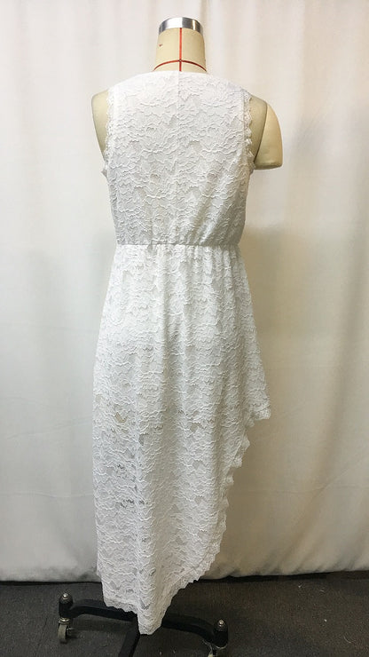 A Women'S Retro Bohemian White Lace Dress with No Sleeves, Perfect for a Sweet And Stylish Date Party Look