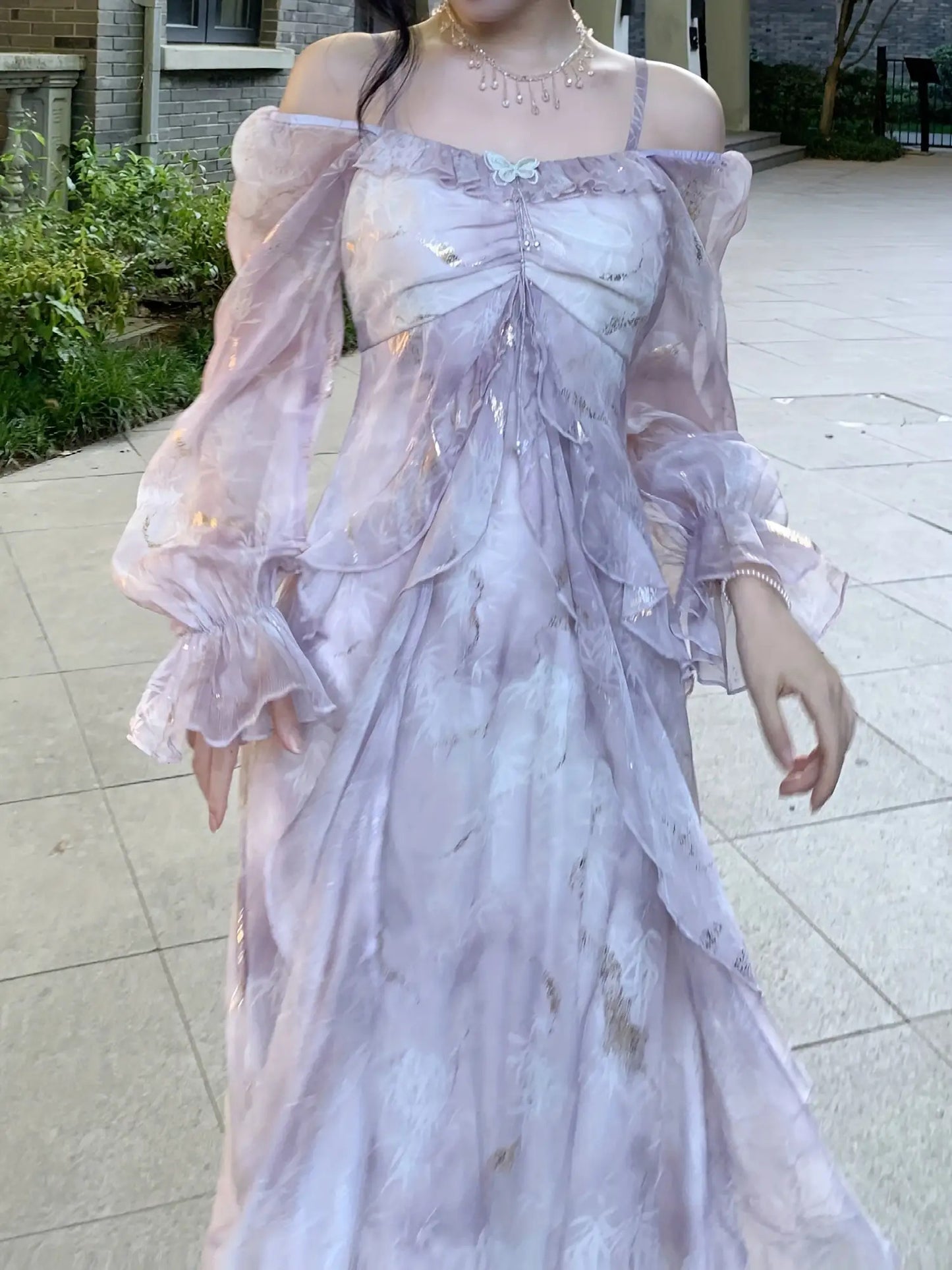 A Stylish Off-Shoulder Long Sleeve Dress for Women Featuring a Lavender Floral Pattern, Ruffle Collar, And A-Line Silhouette. Suitable for Both Formal And Casual Occasions, This Machine Washable Dress Is Perfect for Spring An